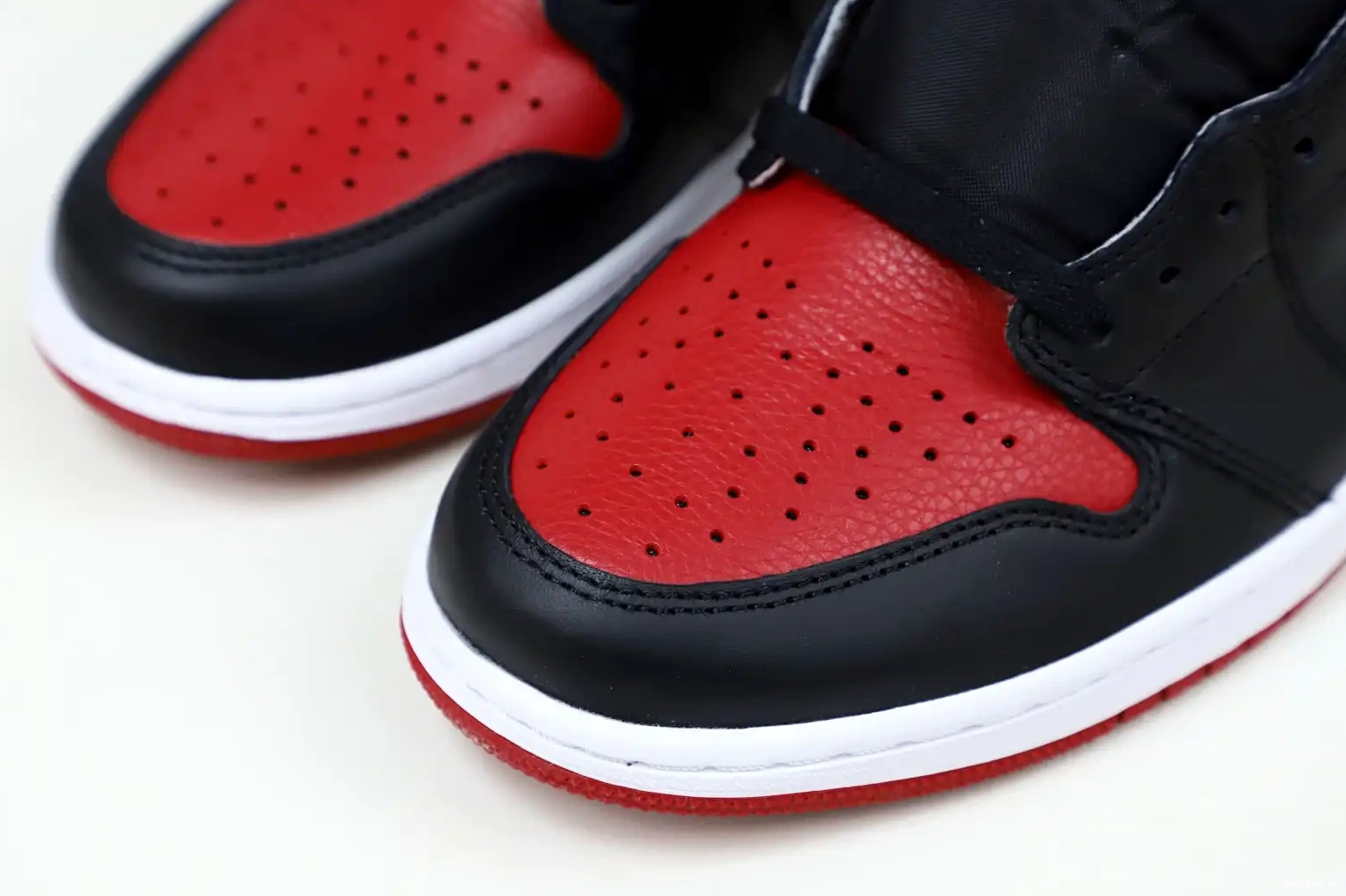 'BRED' OG RETRO AIR JORDAN Kimikick HIGH 1 0710